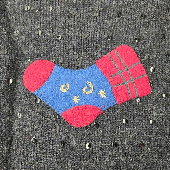 Vintage Talbots Embellished Wool Sweater Christmas made in Hong Kong sz Medium - Picture 8 of 11